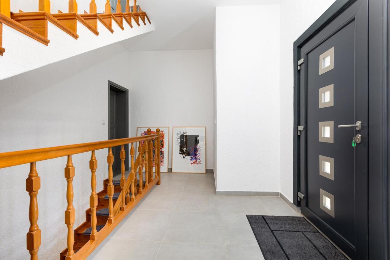 Apartments Cukar プナト エクステリア 写真