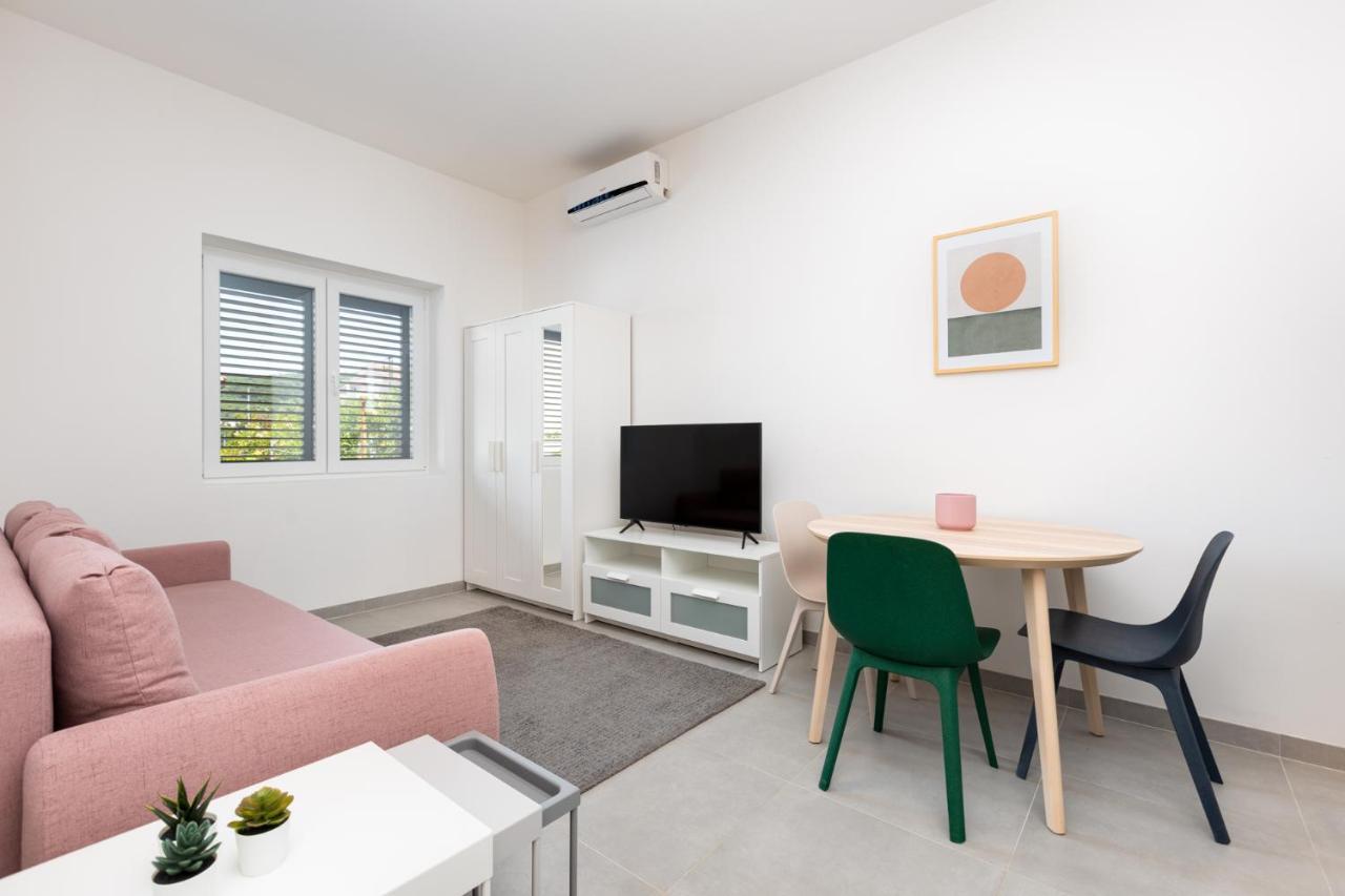 Apartments Cukar プナト エクステリア 写真