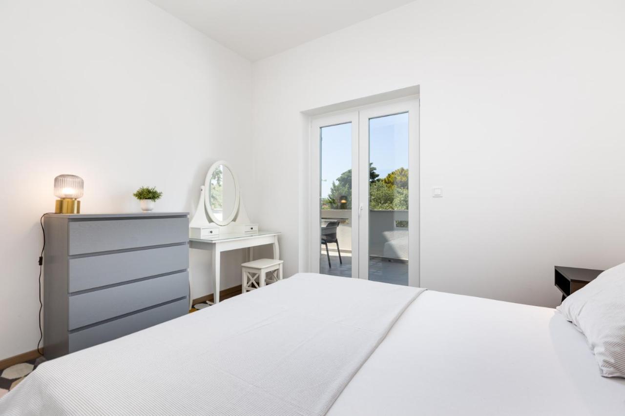 Apartments Cukar プナト エクステリア 写真