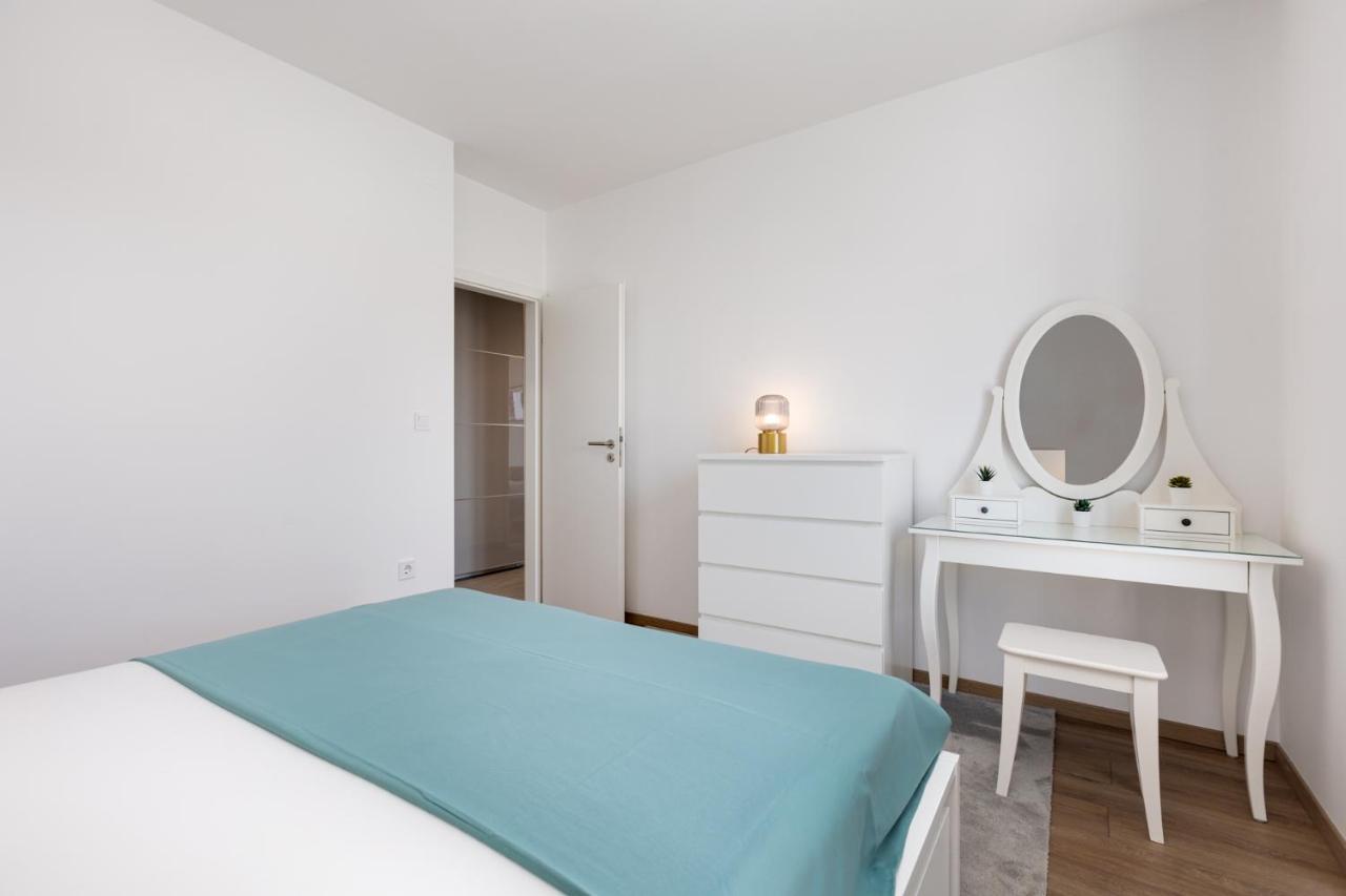 Apartments Cukar プナト エクステリア 写真