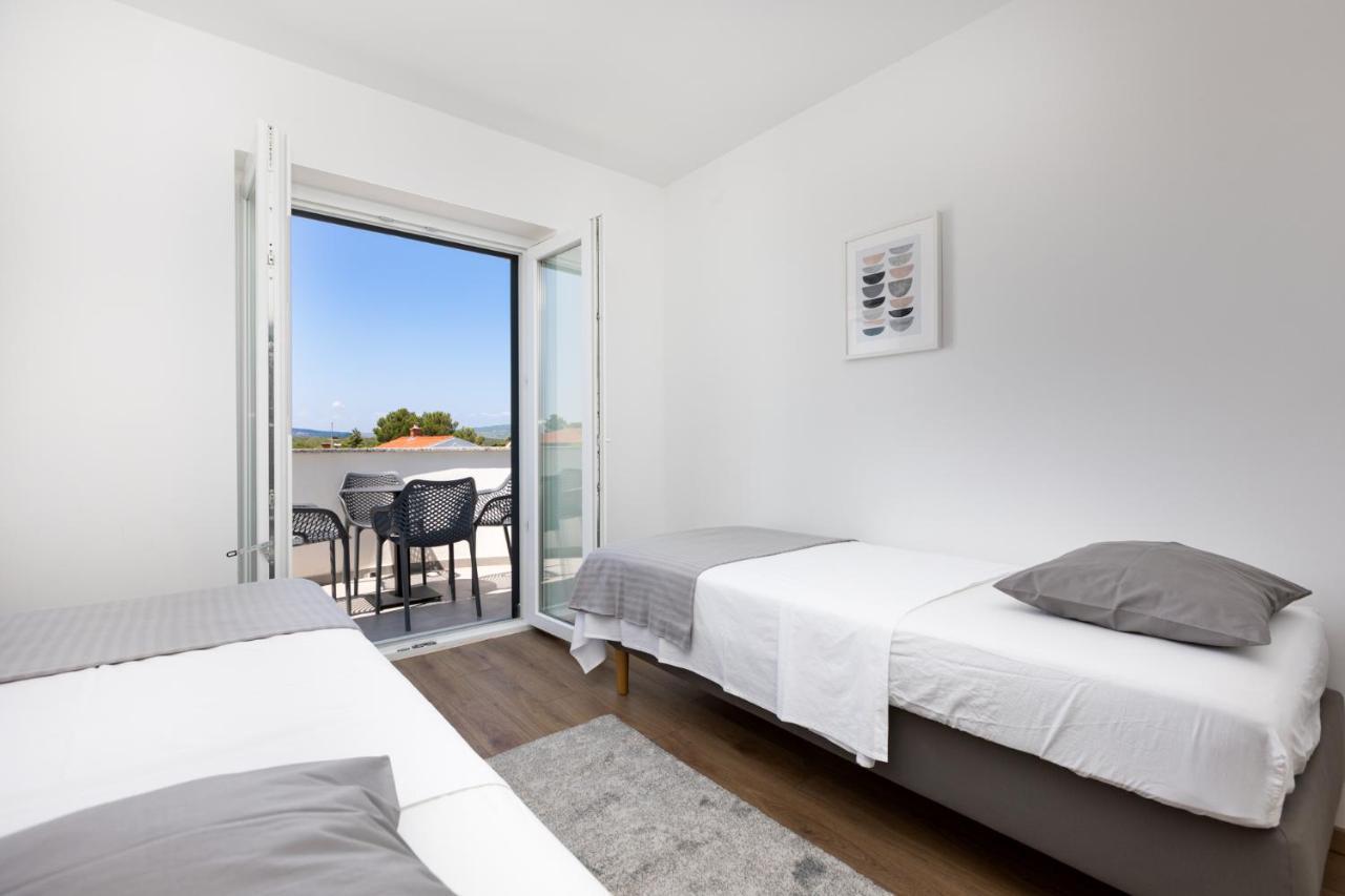 Apartments Cukar プナト エクステリア 写真